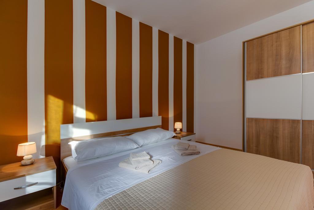 Apartment Nikolina 말리로시니 객실 사진